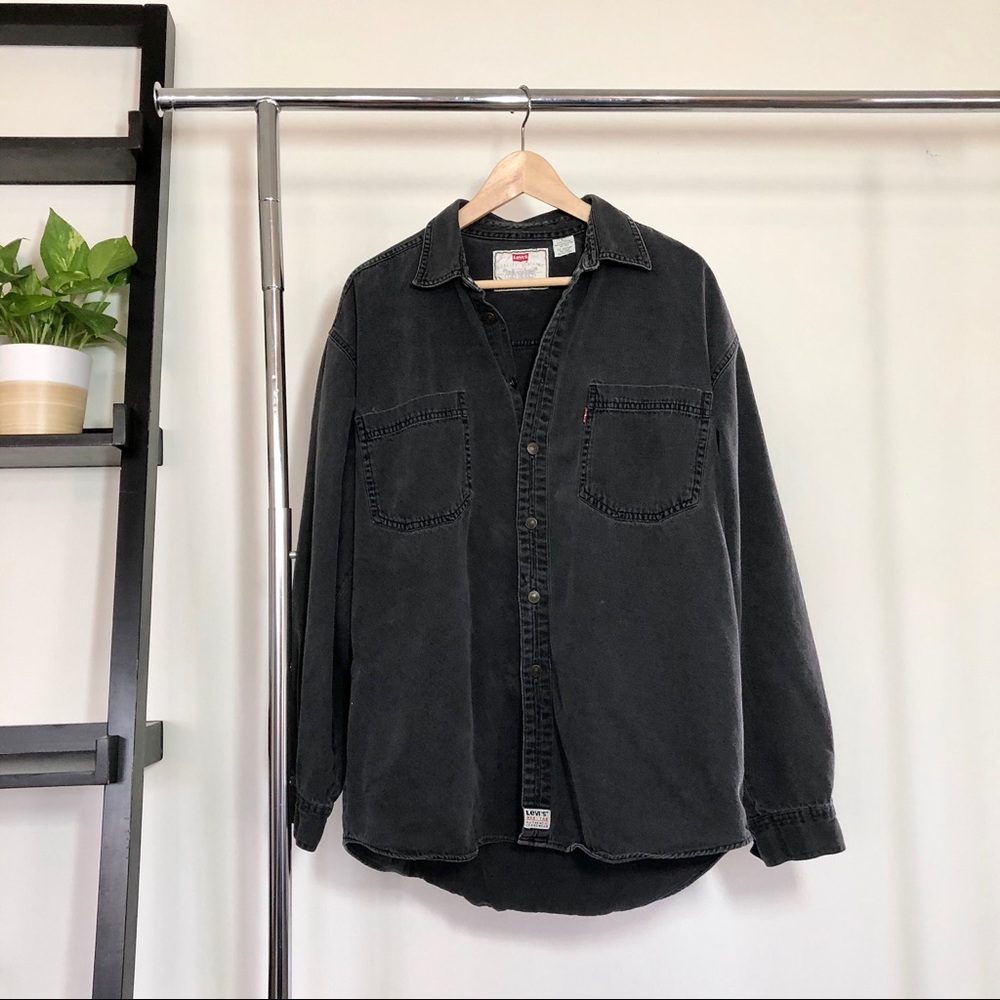 SOLD ! VINTAGE LEVIS WASHED BLACK DENIM BUTTON UP